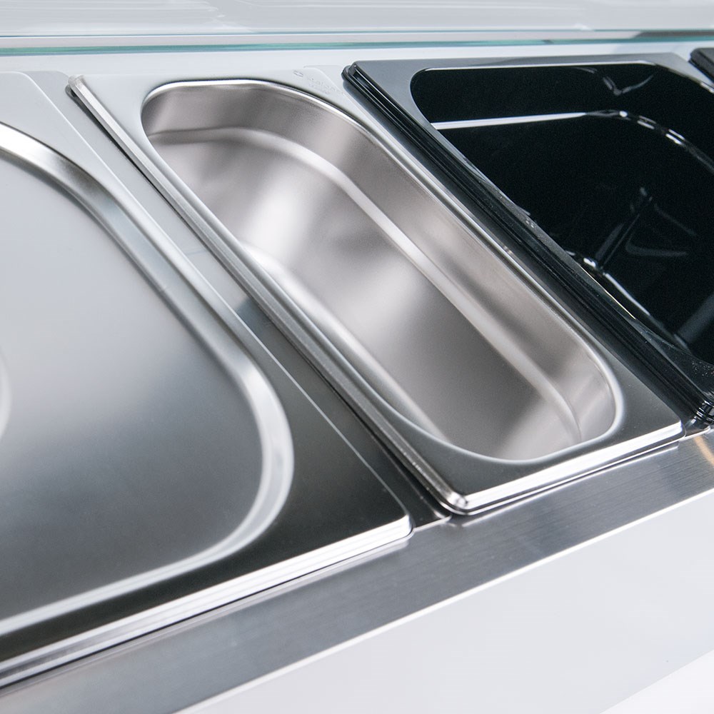 Starline Pizzakühlaufsatz mit Glasabdeckung, 8x GN1/4 Edelstahl Pizzakühlaufsatz mit Glasabdeckung, 8x GN1/4, 1800x335x440 mm (BxTxH)