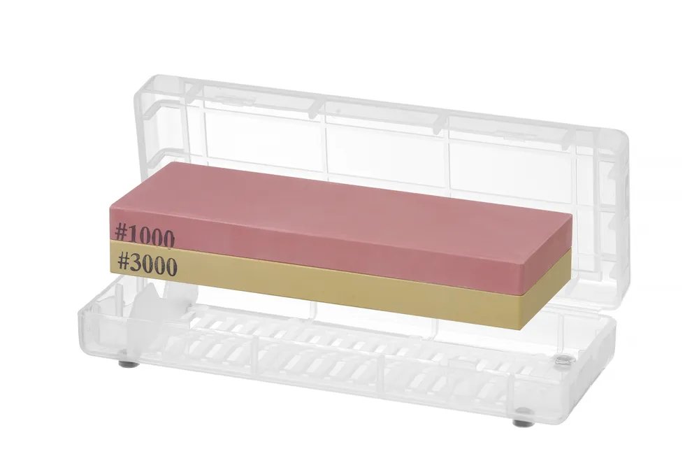 Japanischer Schleifstein by Naniwa, 185x65x(H)30mm Japanischer Schleifstein by Naniwa, 185x65x(H)30mm