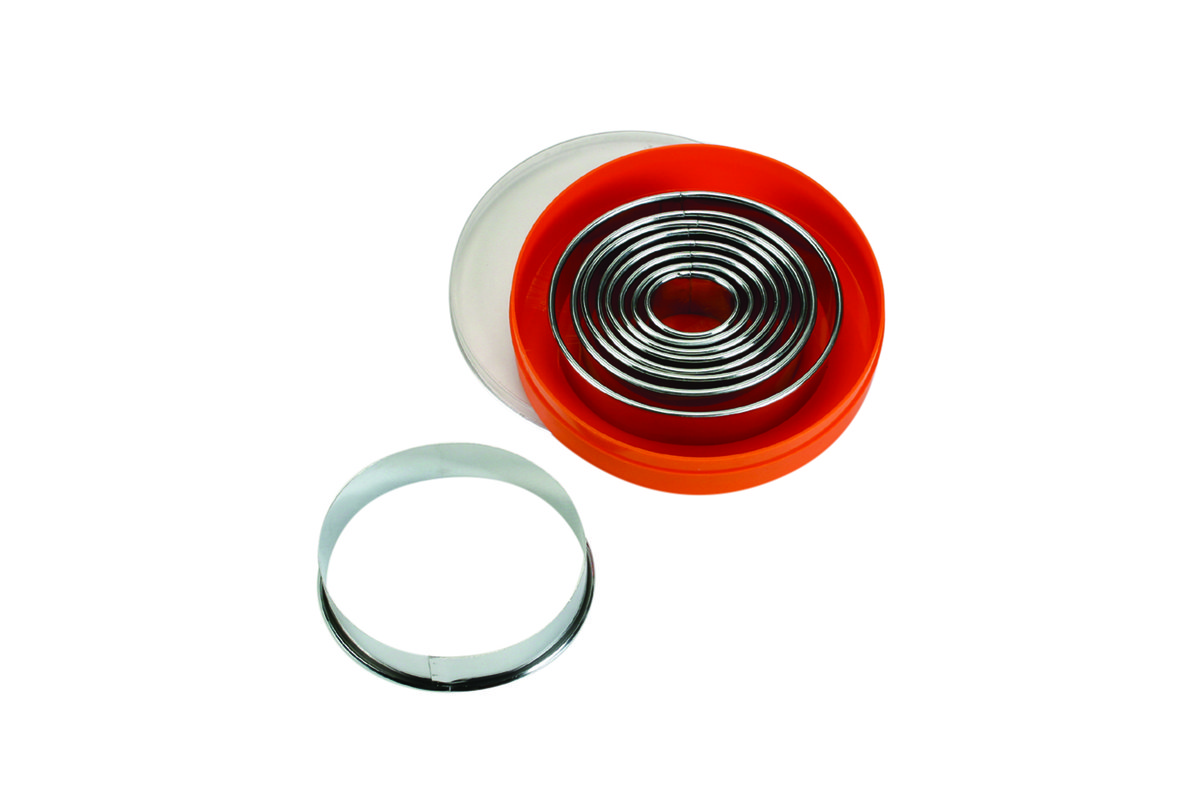 Ausstechersatz oval, glatt 9-tlg. Ausstechersatz oval, glatt 9-tlg.