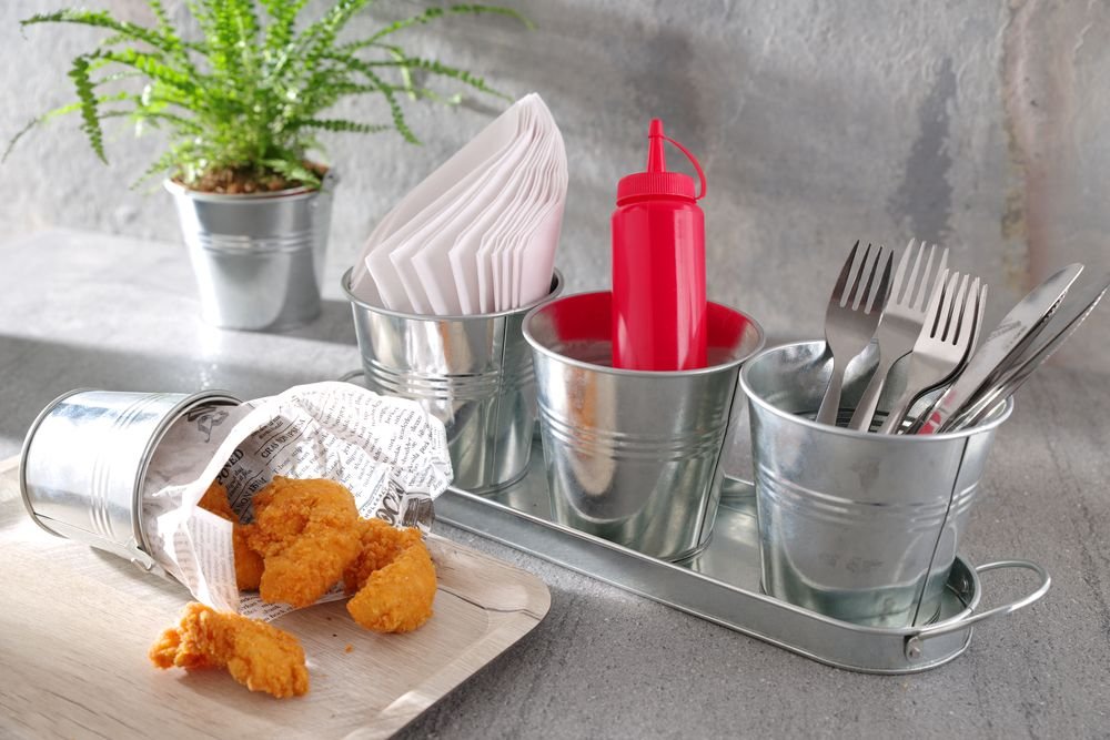 Serviertablett aus Melamin mit Holzoptik , AmerBox, Holz hell, 240x340mm Serviertablett aus Melamin mit Holzoptik , AmerBox, Holz, 330x430mm