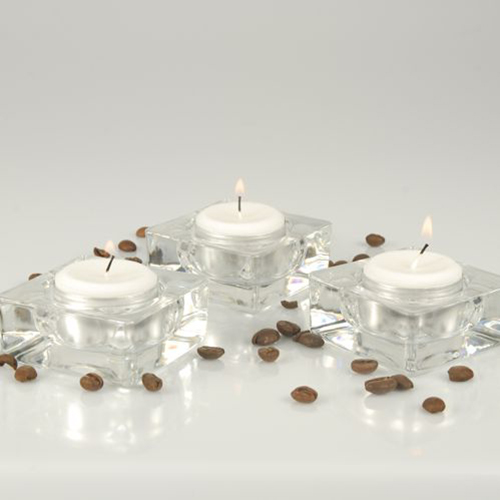 100 Teelichte Ø 38 mm · 22 mm weiss · mit langer Brenndauer 8 h 11200 Teelichte Ø 38 mm · 22 mm weiss · mit langer Brenndauer 8 h