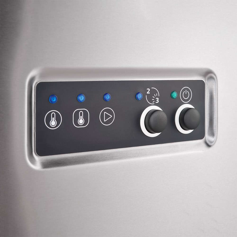 Haubenspülmaschine Aqua H3 inkl. Klarspülmittel- und Reinigerdosierpumpe, 400V, 6,8 kW Haubenspülmaschine Aqua H3 inkl. Klarspülmittel- und Reinigerdosierpumpe, 400V, 6,8 kW