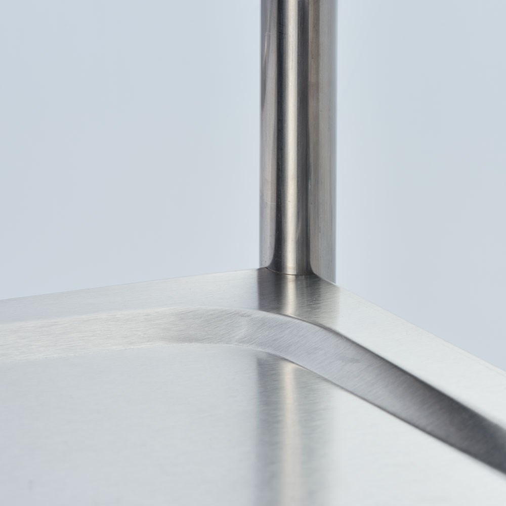 Servierwagen aus Edelstahl, mit zwei Borden, 860 x 540 x 940 mm (BxTxH) Servierwagen aus Edelstahl, mit zwei Borden, 860 x 540 x 940 mm (BxTxH)