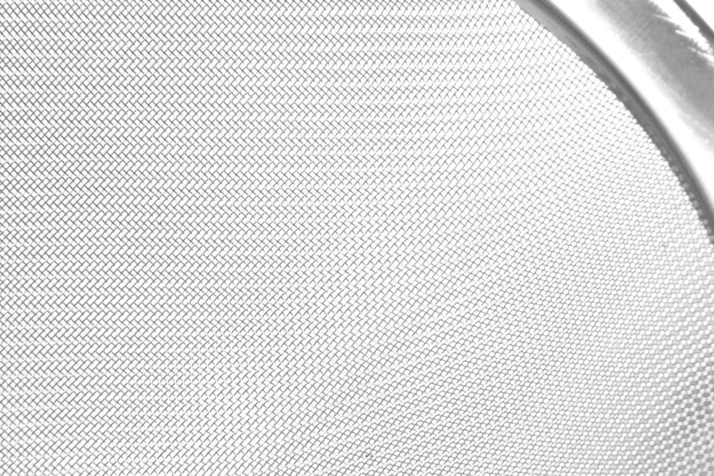 Spitzsieb, feinmaschig, 415x160x(H)105mm Spitzsieb, feinmaschig, 415x160x(H)105mm