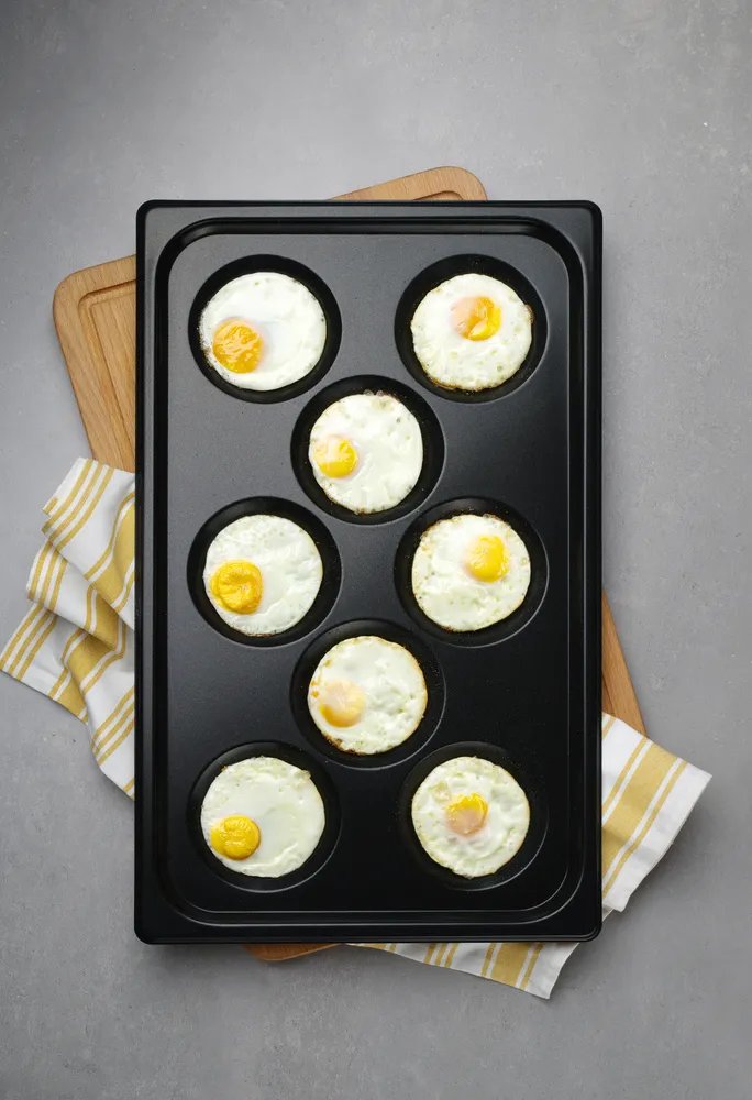 Blech mit Antihaftbeschichtung CONVECTOMAT EIERBLECH, GN 1/1, Schwarz, 530x325x(H)26mm