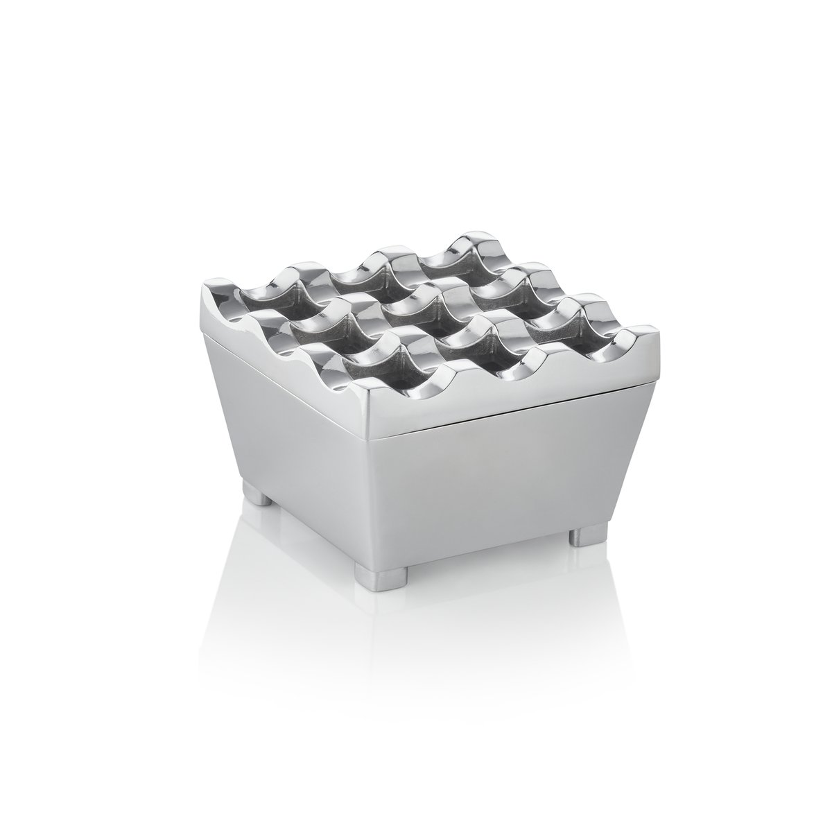 Windaschenbecher, 7,5 x 7,5 x 4,5 cm, verchromt, Zinkguss Windaschenbecher, 7,5 x 7,5 x 4,5 cm, verchromt, Zinkguss