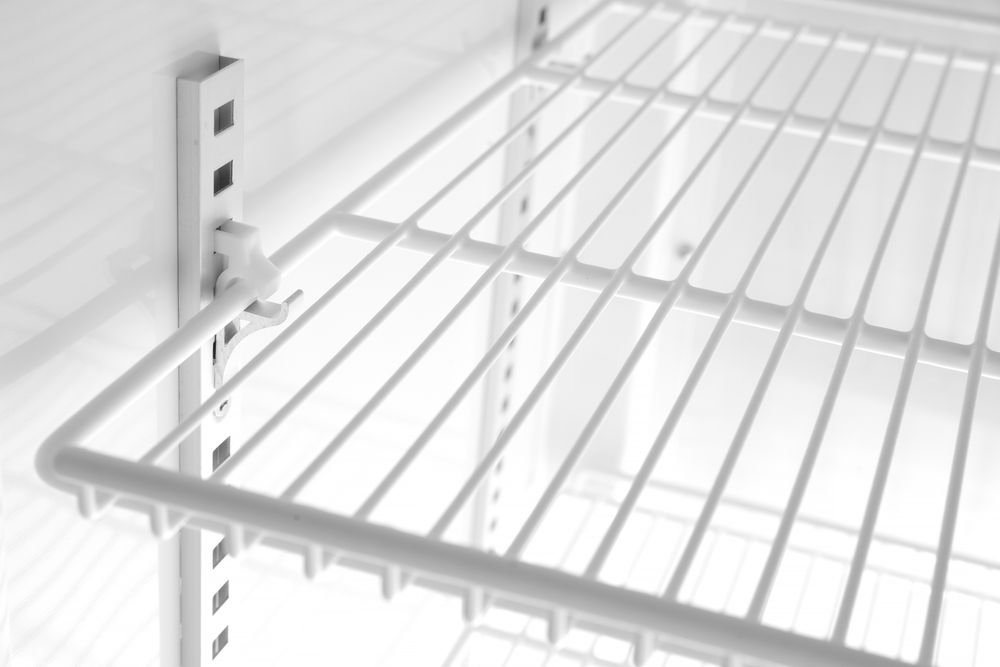 Eintüriger Kühlschrank mit hinterer Bar und hinterleuchteter Blende,, Arktic, 254L, Schwarz, 220-240V/250W, 578x605x(H)1980mm