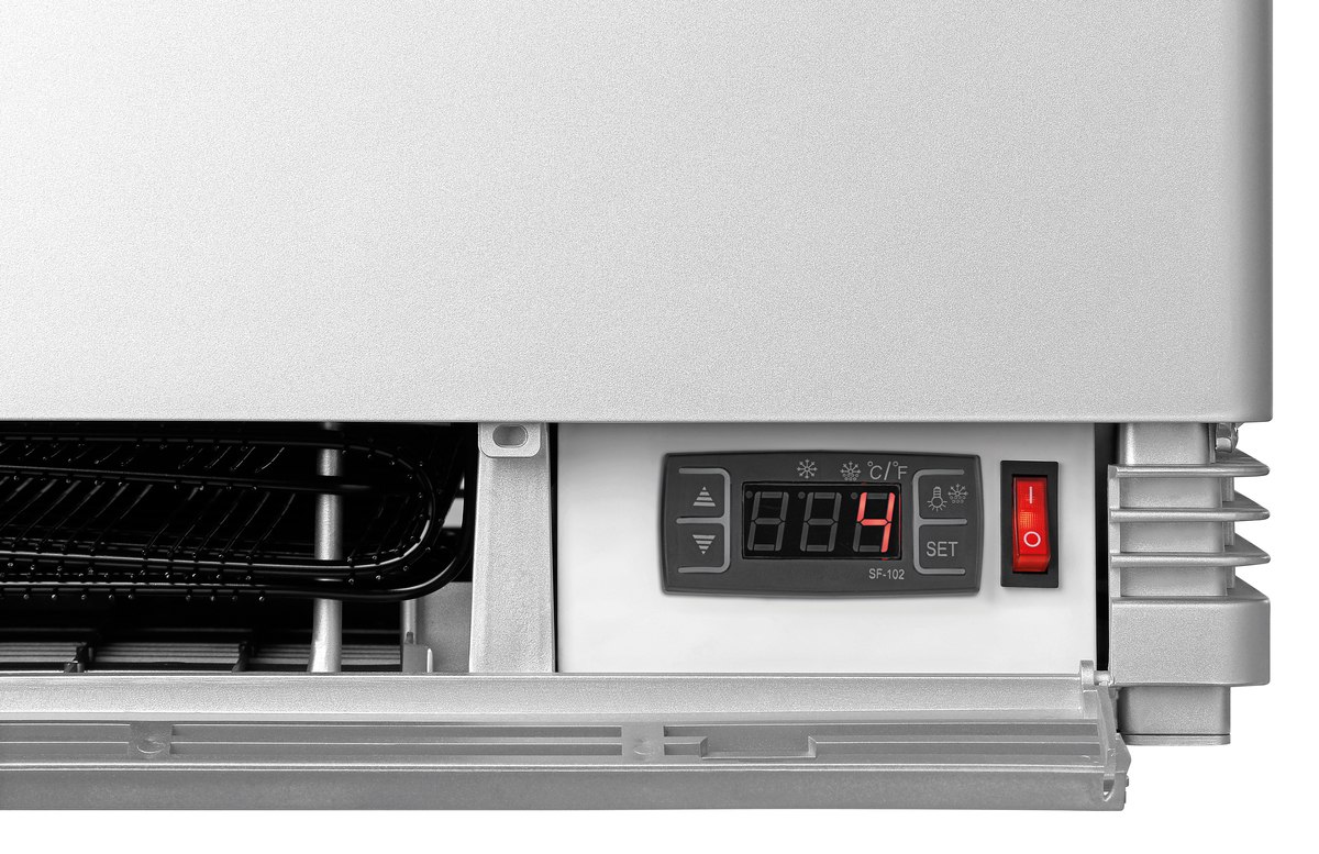 Mini-Kühlvitrine 78L, silber Mini-Kühlvitrine 78L, silber