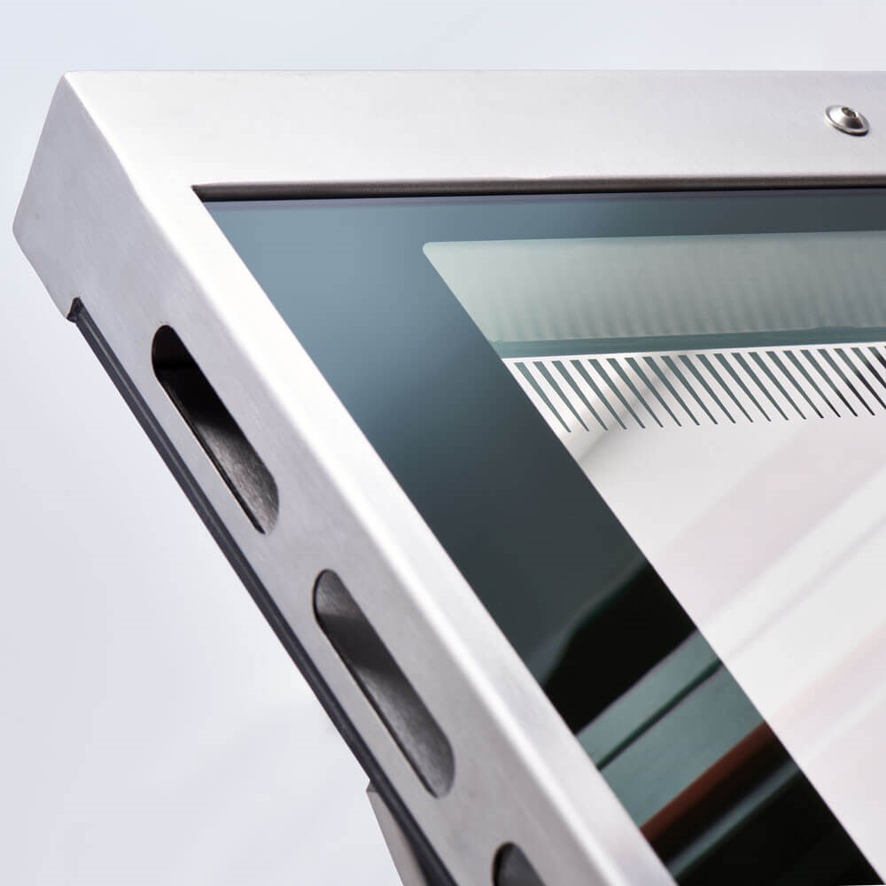 Gasherd mit 4 Brennern (3,5x2x5+7) und Elektro-Umluft-Backofen 600x400 mm / GN1/1, Serie 700 ND Edelstahl Gasherd mit 6 Brennern (3,5+2x5+2x7+9), Gas-Backofen GN2/1 und Unterschrank, Serie 700 ND