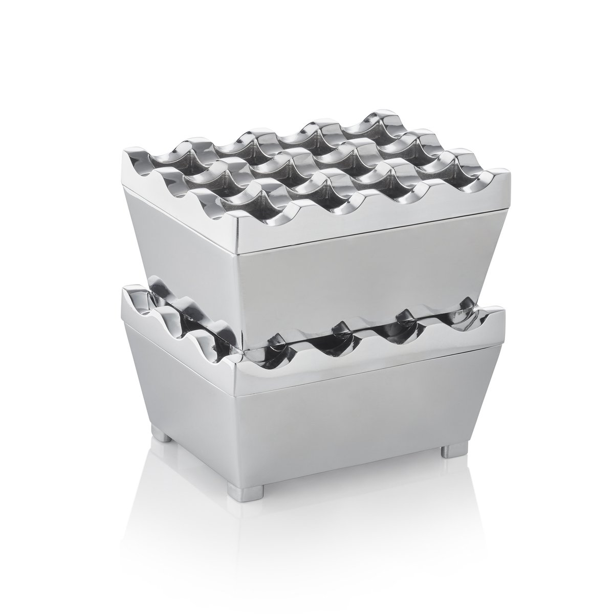 Windaschenbecher, 9,5 x 7,5 x 4,5 cm, verchromt, Zinkguss Windaschenbecher, 9,5 x 7,5 x 4,5 cm, verchromt, Zinkguss