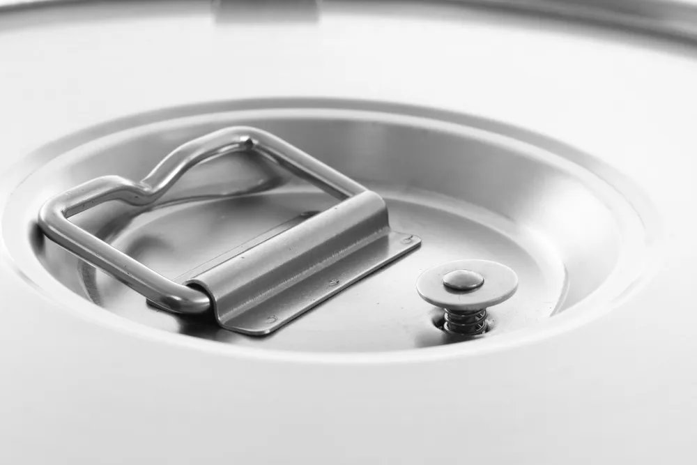 Isolierter tragbarer Behälter, Profi Line, 10L, ⌀330x(H)220mm Isolierter tragbarer Behälter, Profi Line, 10L, ⌀330x(H)220mm