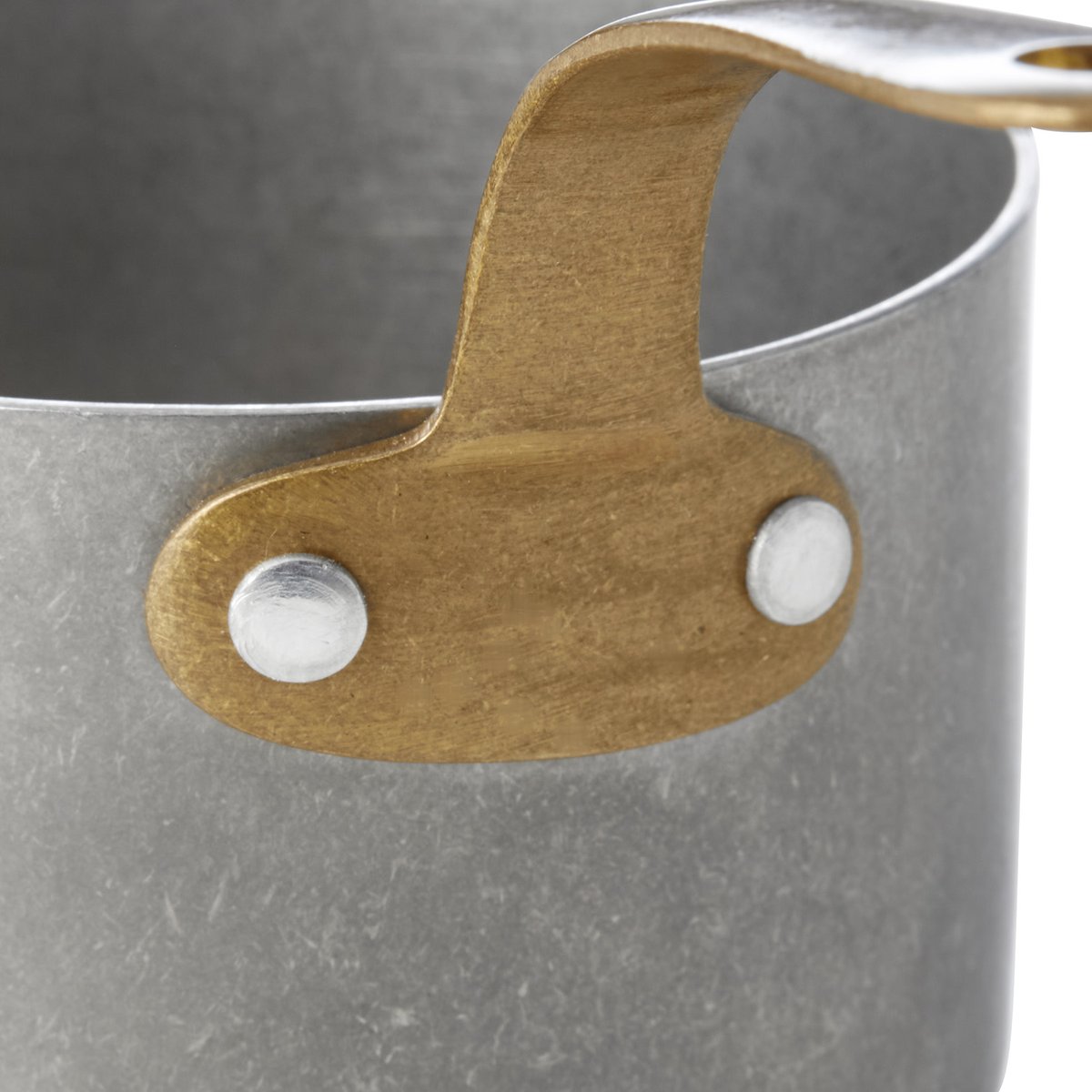 Serviertopf STEEL & STYLE, mit Messinggriff, 280 ml, Ø 9 cm, vintage, Messing, PVD, Chromnickelstahl Serviertopf STEEL & STYLE, mit Messinggriff, 280 ml, Ø 9 cm, vintage, Messing, PVD, Chromnickelstahl