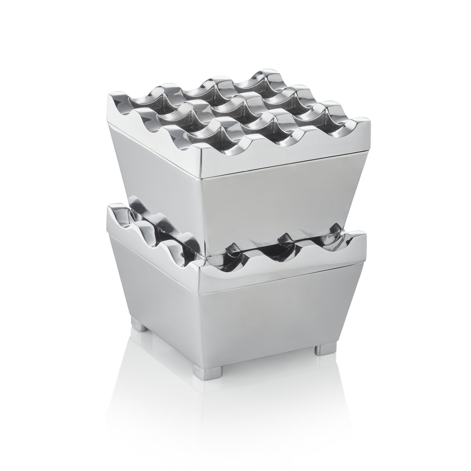 Windaschenbecher, 7,5 x 7,5 x 4,5 cm, verchromt, Zinkguss Windaschenbecher, 7,5 x 7,5 x 4,5 cm, verchromt, Zinkguss