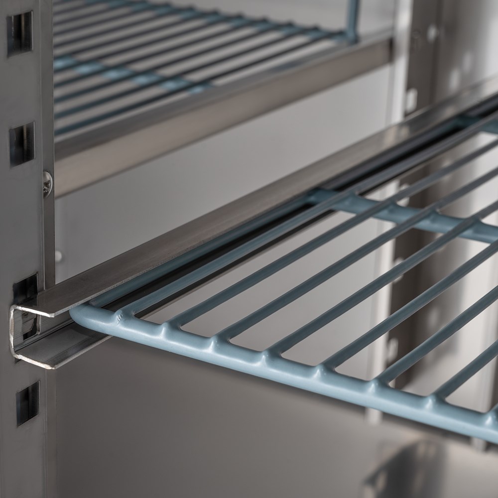 Starline Kühltisch, 2-türig, GN 1/1 Starline Tiefkühltisch mit 2 Türen, 282 Liter, 1360x700x850 (BxTxH)