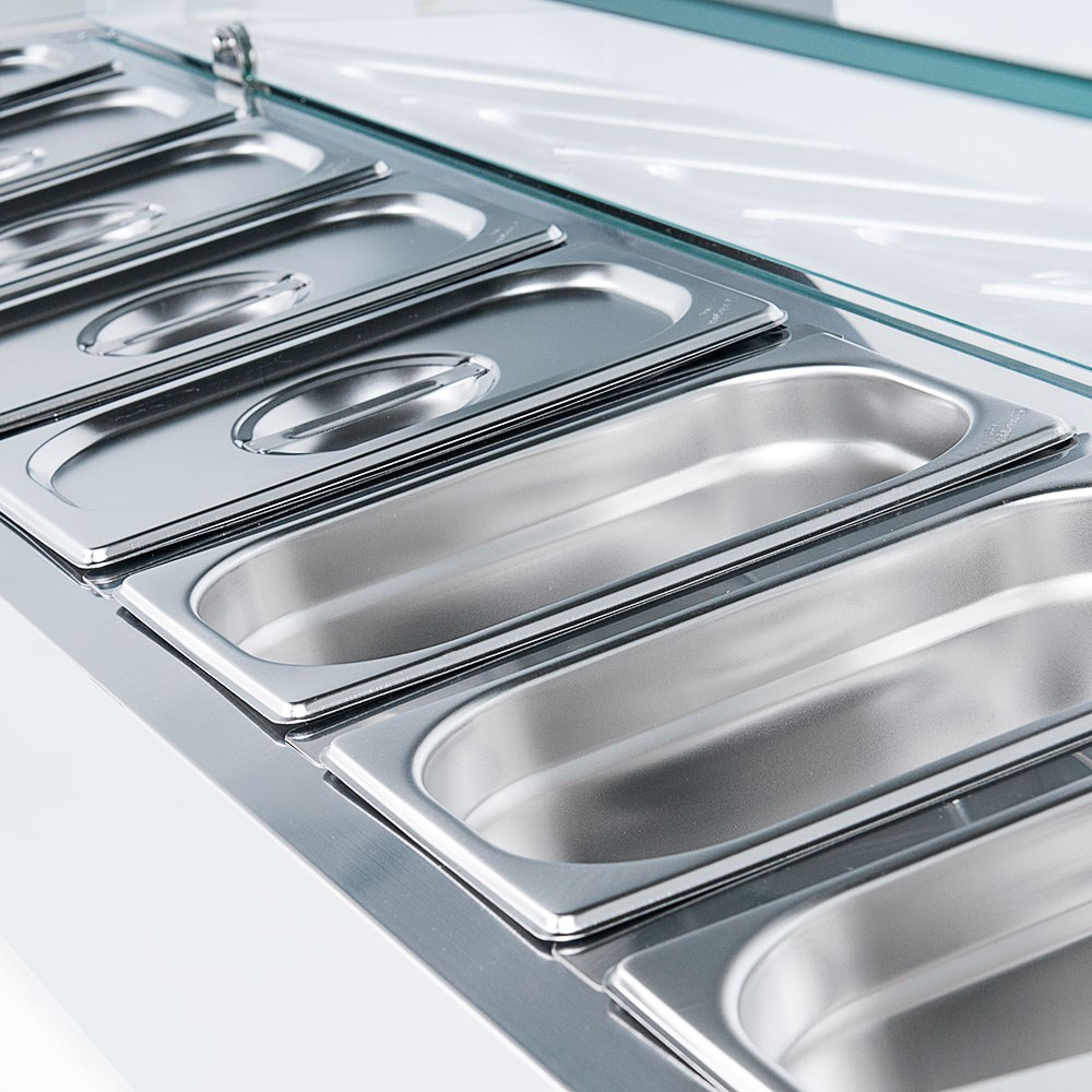 Starline Pizzakühlaufsatz mit Glasabdeckung, 8x GN1/4 Edelstahl Pizzakühlaufsatz mit Glasabdeckung, 8x GN1/4, 1800x335x440 mm (BxTxH)