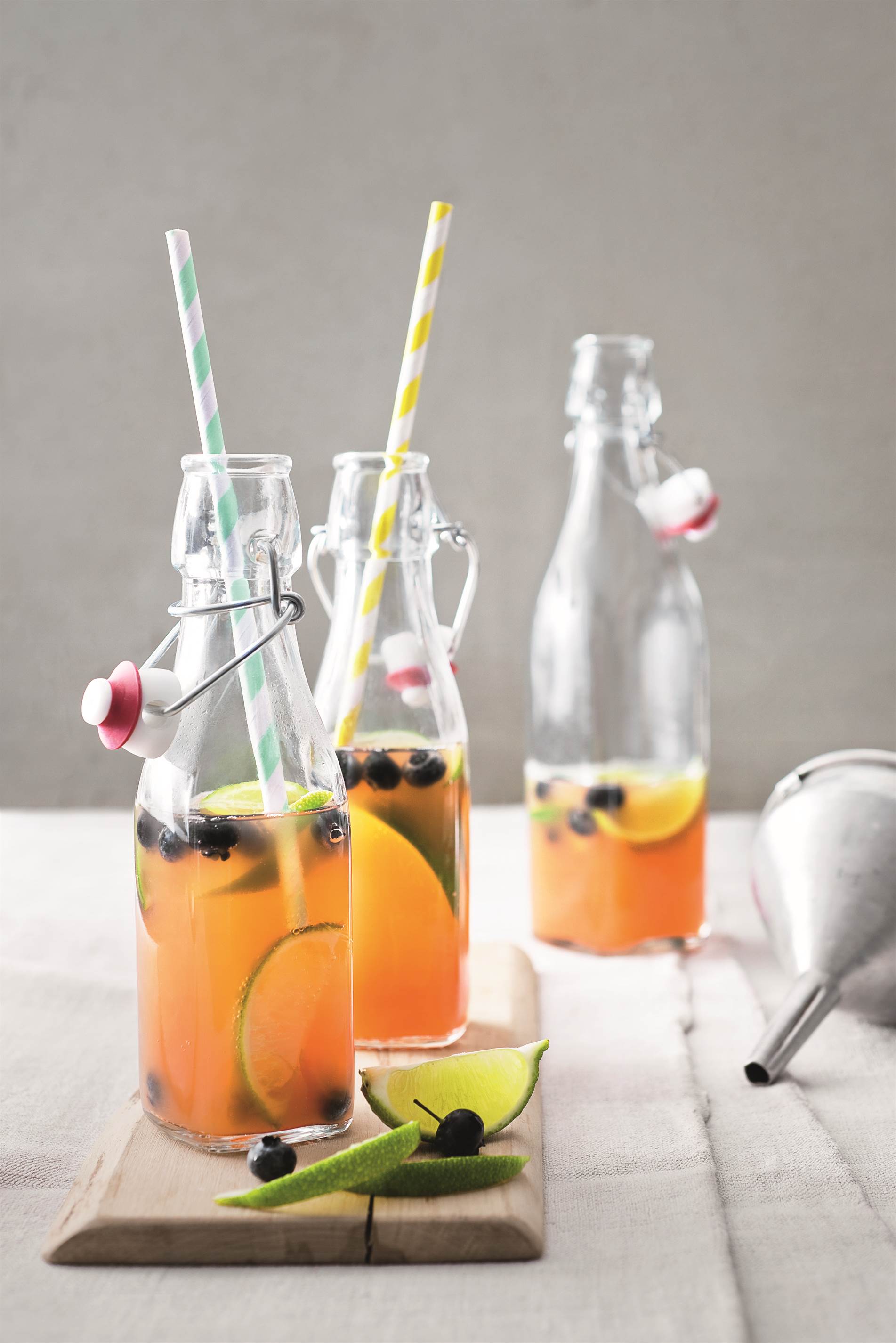 Glasflasche mit Bügelverschluss, 0,5 Liter Glasflasche mit Bügelverschluss, 0,5 Liter