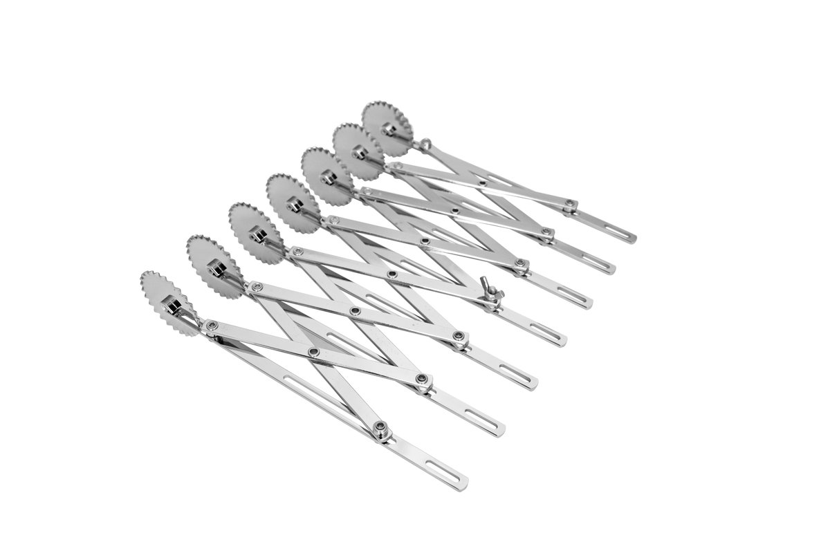 Teigschneider, einfach 7 Rädchen gezackt Teigschneider, einfach 7 Rädchen gezackt