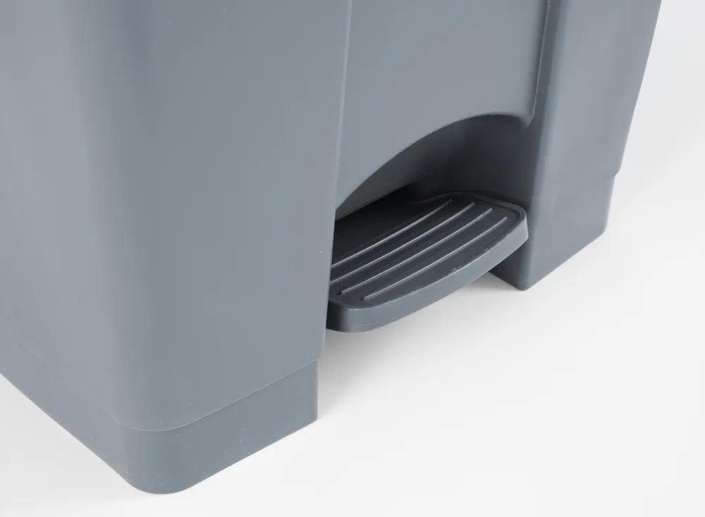 Tret-Abfalleimer, AmerBox, 68L, Hellgrau, 490x410x(H)660mm