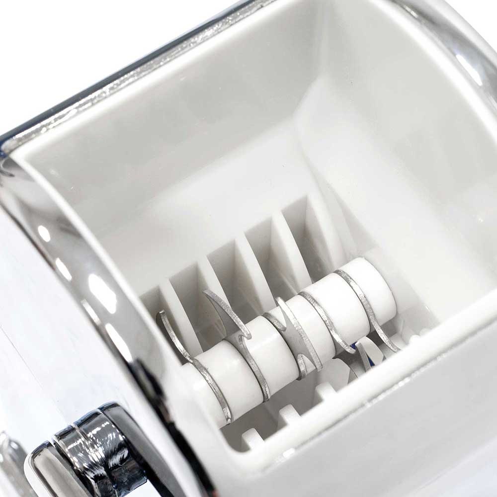 Ice Crusher, 16 x 13,5 x 27 cm (BxTxH) Ice Crusher, manuell, 16 x 13,5 x 27 cm (BxTxH)