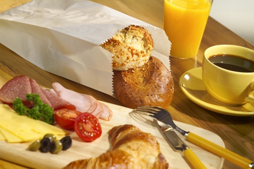 1000 Papierfaltenbeutel, Cellulose, gefädelt 21 cm x 10 cm x 5 cm weiss Füllinhalt 0,5 kg 48000 Papierfaltenbeutel, Cellulose, gefädelt 42 cm x 15 cm x 7 cm weiss Füllinhalt 3 kg