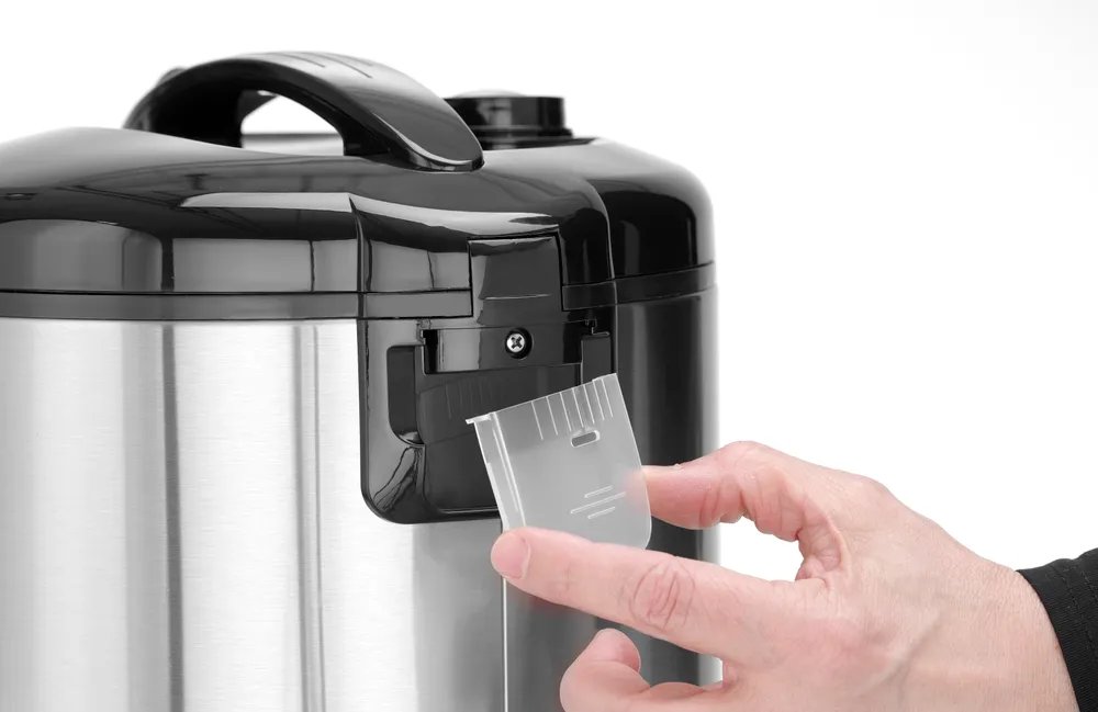 Reiskocher mit Dampfgarfunktion, Profi Line, 1,8L, 230V/700W, ⌀280x(H)285mm Reiskocher mit Dampfgarfunktion, Profi Line, 1,8L, 230V/700W, ⌀280x(H)285mm