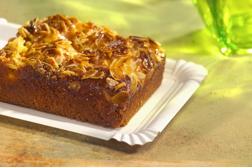 250 Teller, Pappe "pure" eckig 11 cm x 17,5 cm weiss 80000 Teller, Pappe "pure" eckig 9 cm x 15 cm weiss