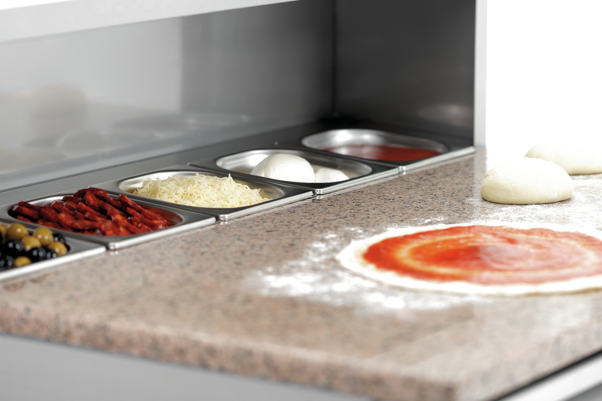 Pizza-Saladette 900T2