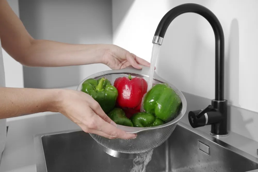 Gemüsesieb, perforiert, ⌀260x(H)140mm Gemüsesieb, perforiert, ⌀260x(H)140mm