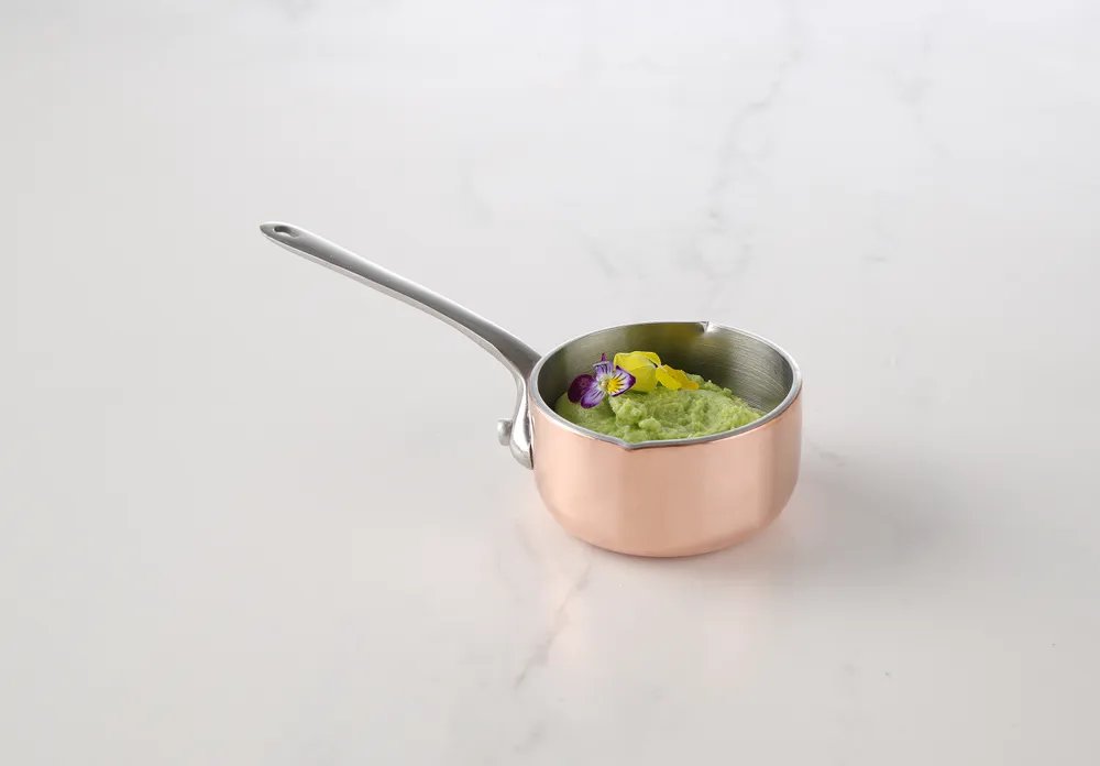 Miniatur-Kasserolle mit Ausgießer, 0,05L, ⌀50x(H)30mm Miniatur-Kasserolle mit Ausgießer, 0,05L, ⌀50x(H)30mm