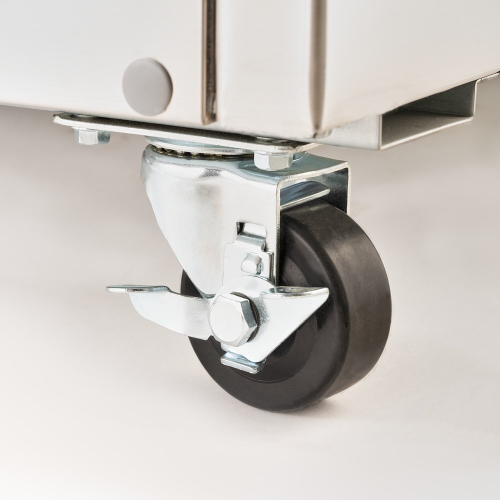 Starline Pizzatisch, 3-türig, GN 1/1 Pizzatisch auf Rädern, 3-türig, GN 1/1, 1400x700x1120 mm (BxTxH)