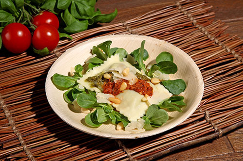 6 Schalen, Palmblatt "pure" rund 300 ml Ø 17,5 cm · 3,5 cm 3000 Schalen, Palmblatt "pure" rund 300 ml Ø 17,5 cm · 3,5 cm