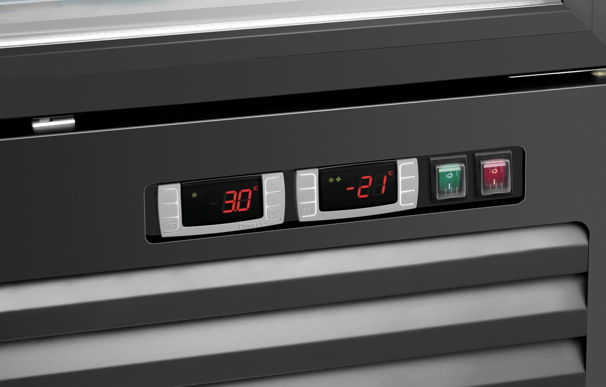 Kühl-/Gefrierkombination 820L Kühl-/Gefrierkombination 430L