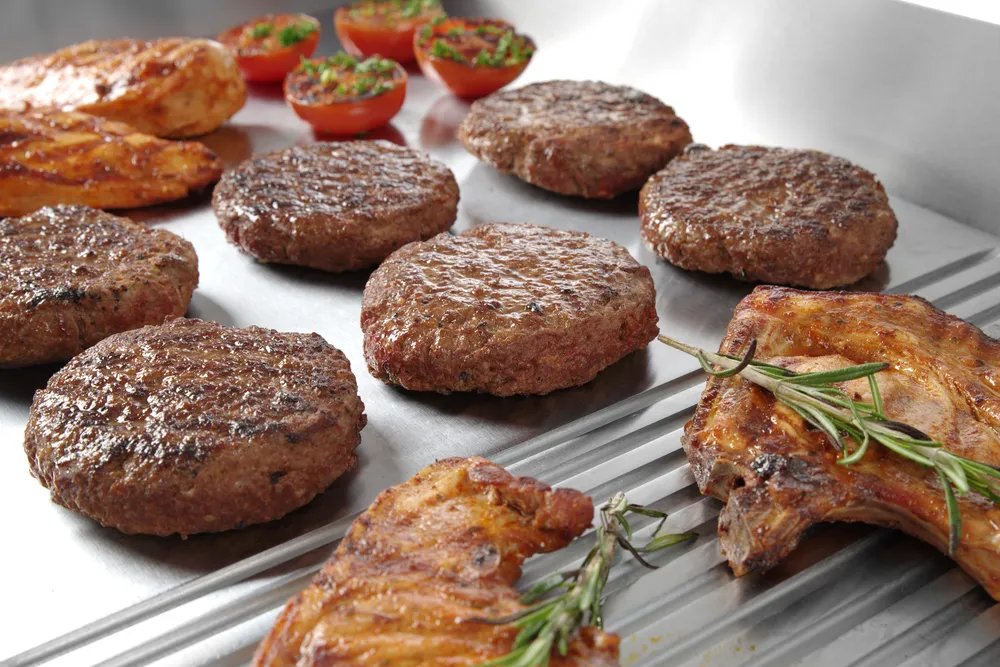 Grillplatte, Profi Line, 2/3 glatt, 1/3 gerillt, 230V/3500W, 697x474x(H)241mm Grillplatte, Profi Line, 2/3 glatt, 1/3 gerillt, 230V/3500W, 697x474x(H)241mm