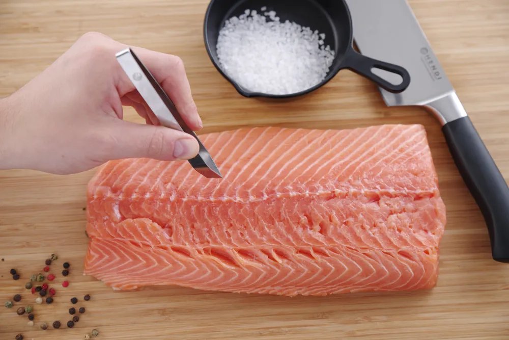 Pinzette für Fischgräten, schräger Kopf, (L)120mm Pinzette für Fischgräten, schräger Kopf, (L)120mm