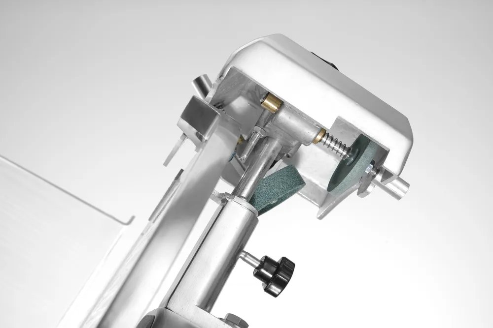 Aufschnittmaschine 300 Profi Line , Profi Line, 230V/420W, 602x573x(H)456mm Aufschnittmaschine 300 Profi Line , Profi Line, 230V/420W, 602x573x(H)456mm